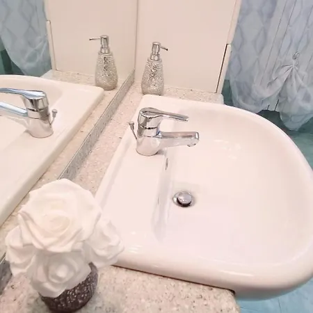 Rosa Del Garda Apartment