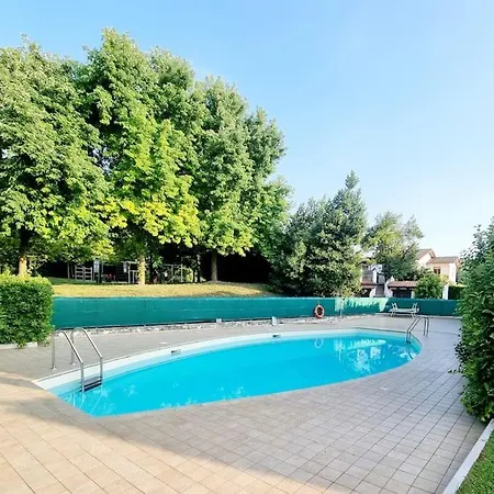 Rosa Del Garda Apartment Peschiera del Garda